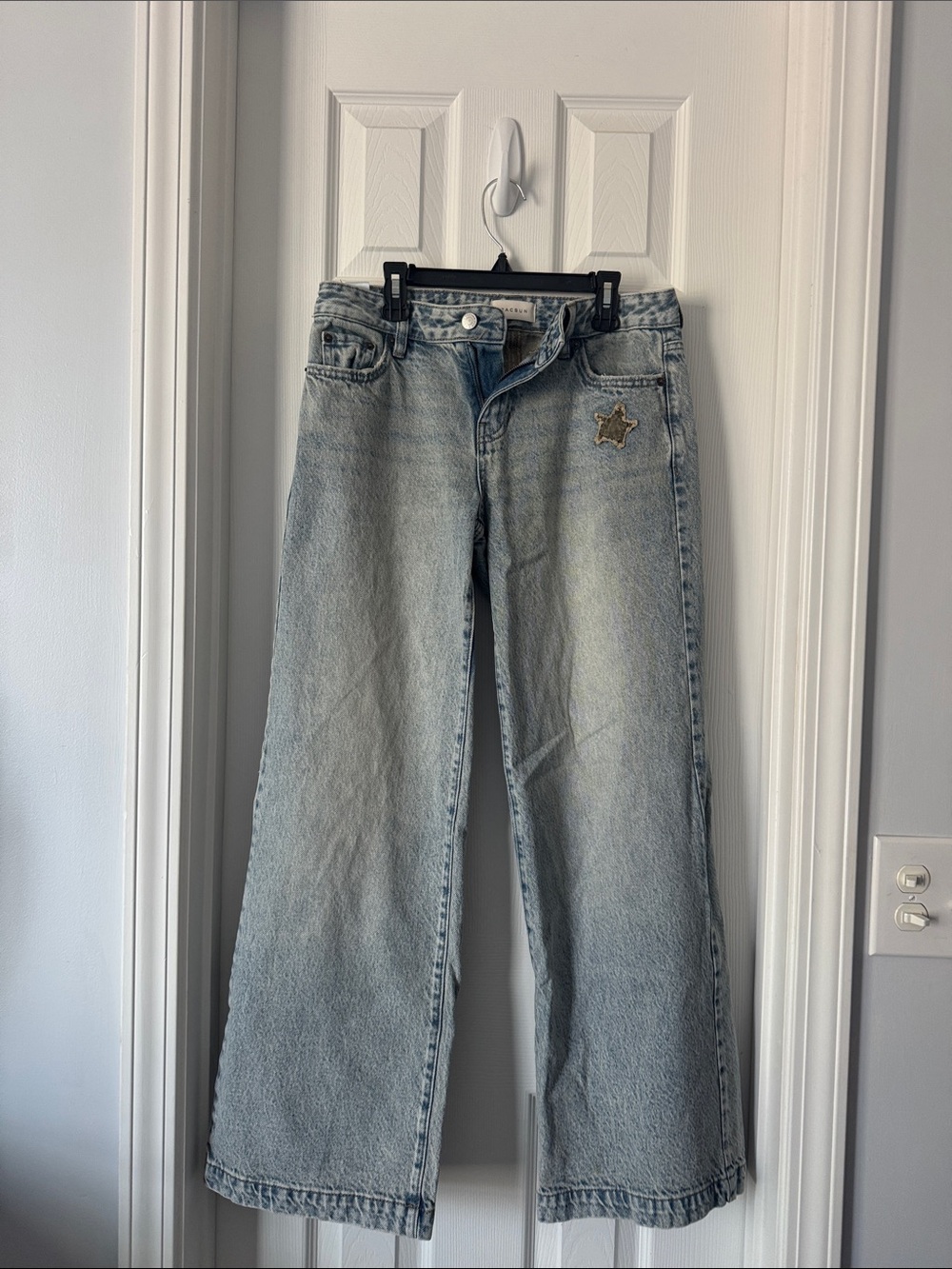 PacSun Light Blue Wide-Leg Flare Jeans with Star Patch